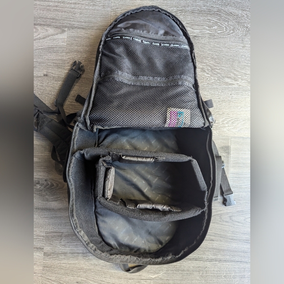 Canon Camera Backpack - Picture 3 of 7